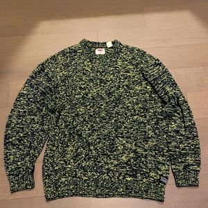Medium Levi’s sweater
